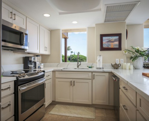 Aston Maui Kaanapali Villa – 1 Bedroom Ocean View Premium - Kitchen