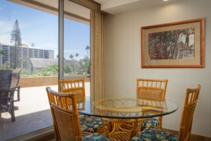 Aston Maui Kaanapali Villa – 1 Bedroom Garden View Premium - Dining Area